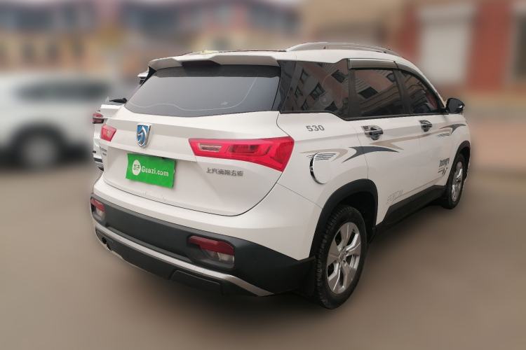 Used Baojun 530 2020 1.5T Manual Comfort Version 6 Seats Exterior 5
