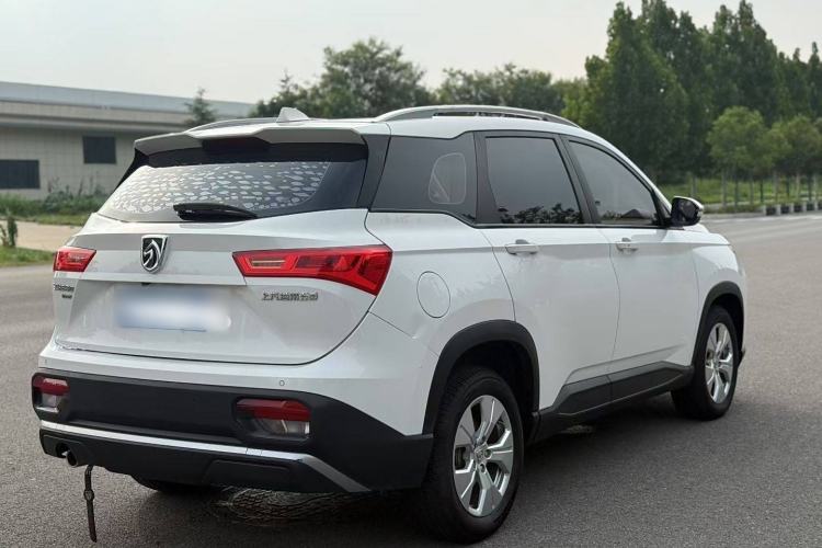 Used Baojun 530 2020 1.5T CVT Luxury Connected Version 6 Seats Exterior 9