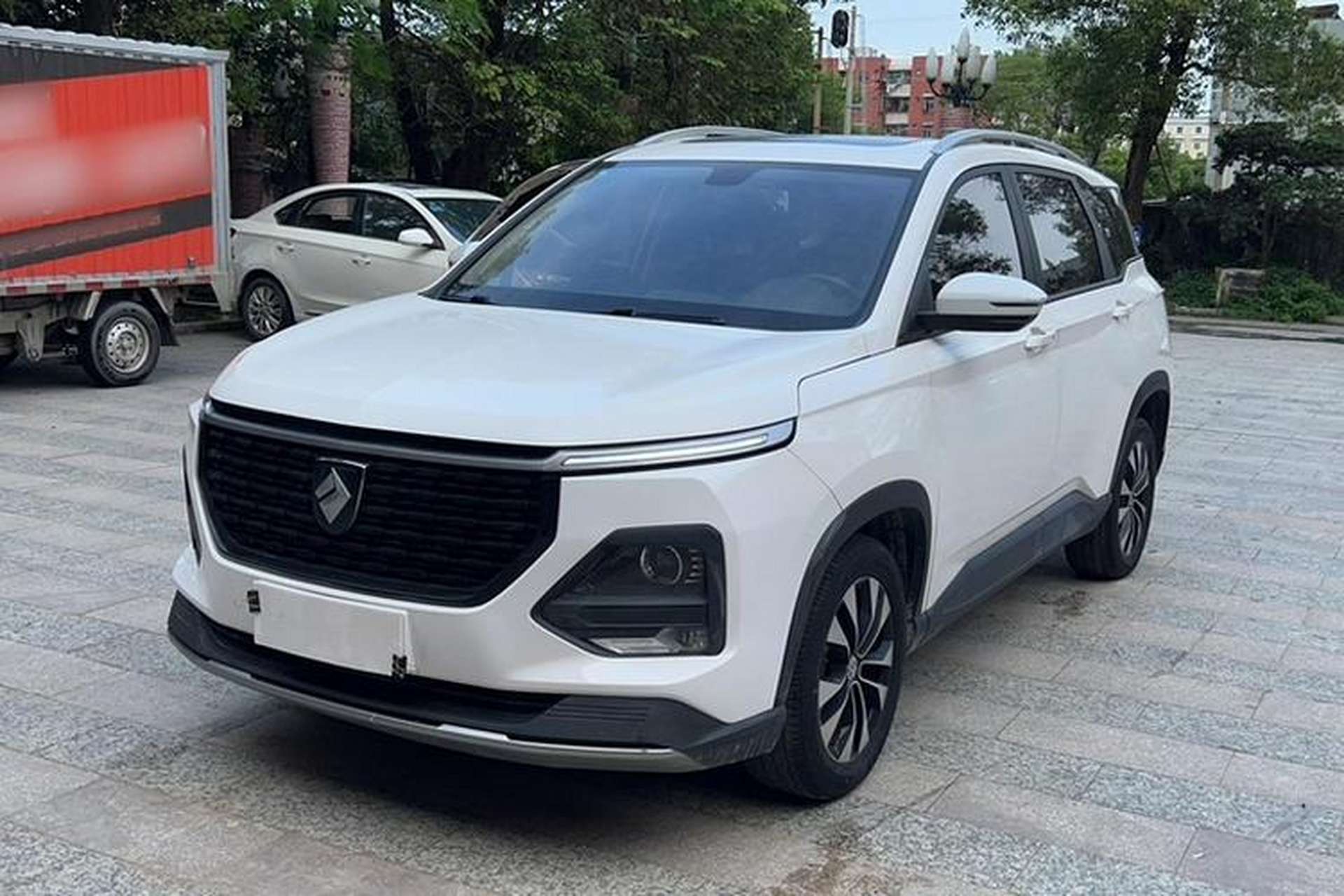 Used Baojun 530 2020 1.5T CVT Prestige Connected Version 7 Seats Front Left 45 Deg