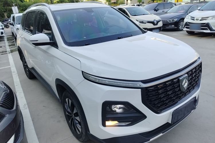 Used Baojun 530 2020 1.5T CVT Prestige Connected Version 7 Seats Front Right 45 Deg