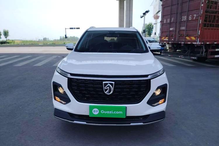 Used Baojun 530 2020 1.5T Manual Comfort Version 6 Seats Front