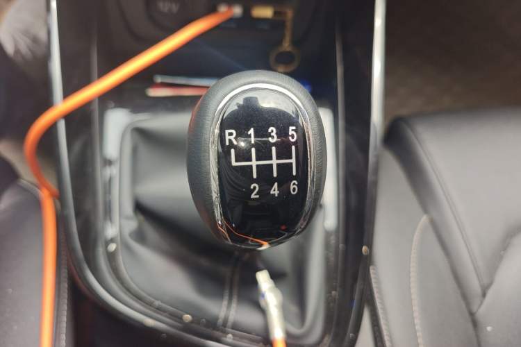Used Baojun 530 2020 1.5T Manual Luxury Version 6 Seats Gear Lever