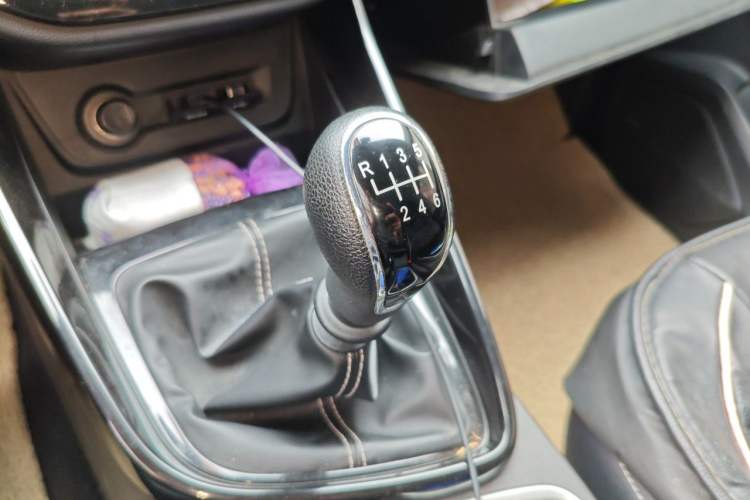Used Baojun 530 2020 1.5T Manual Comfort Version 5 Seats Gear Lever