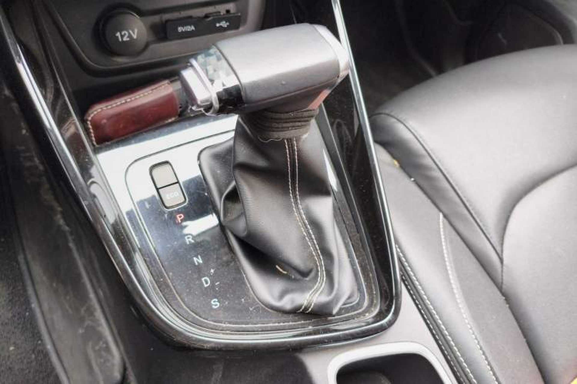Used Baojun 530 2020 1.5T CVT Luxury Connected Version 5 Seats Gear Lever