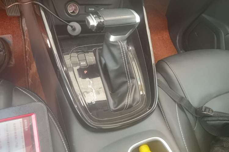 Used Baojun 530 2020 1.5T CVT Prestige Connected Version 7 Seats Gear Lever