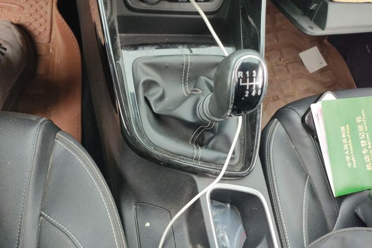 Used Baojun 530 2020 1.5T Manual Luxury Version 5 Seats Gear Lever