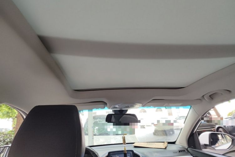 Used Baojun 530 2020 1.5T Manual Luxury Version 6 Seats Headliner