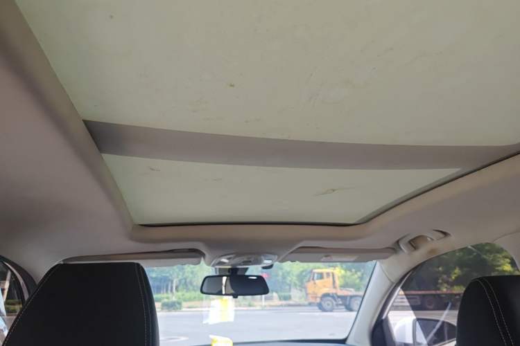 Used Baojun 530 2020 1.5T CVT Prestige Connected Version 7 Seats Headliner