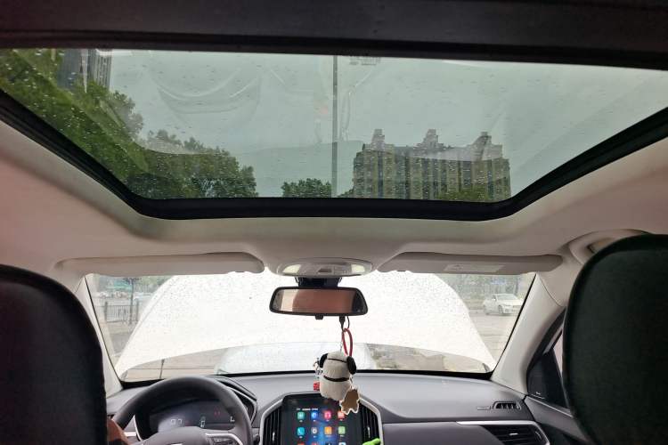 Used Baojun 530 2020 1.5T CVT Prestige Connected Version 5 Seats Headliner