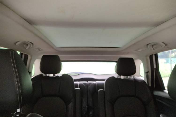 Used Baojun 530 2020 1.5T CVT Prestige Connected Version 6 Seats Headliner