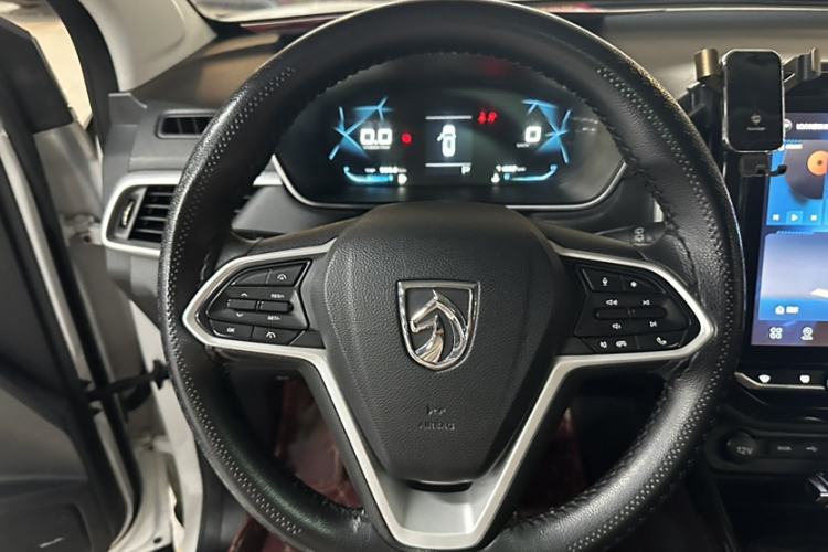 Used Baojun 530 2020 1.5T CVT Prestige Connected Version 5 Seats Interior 1