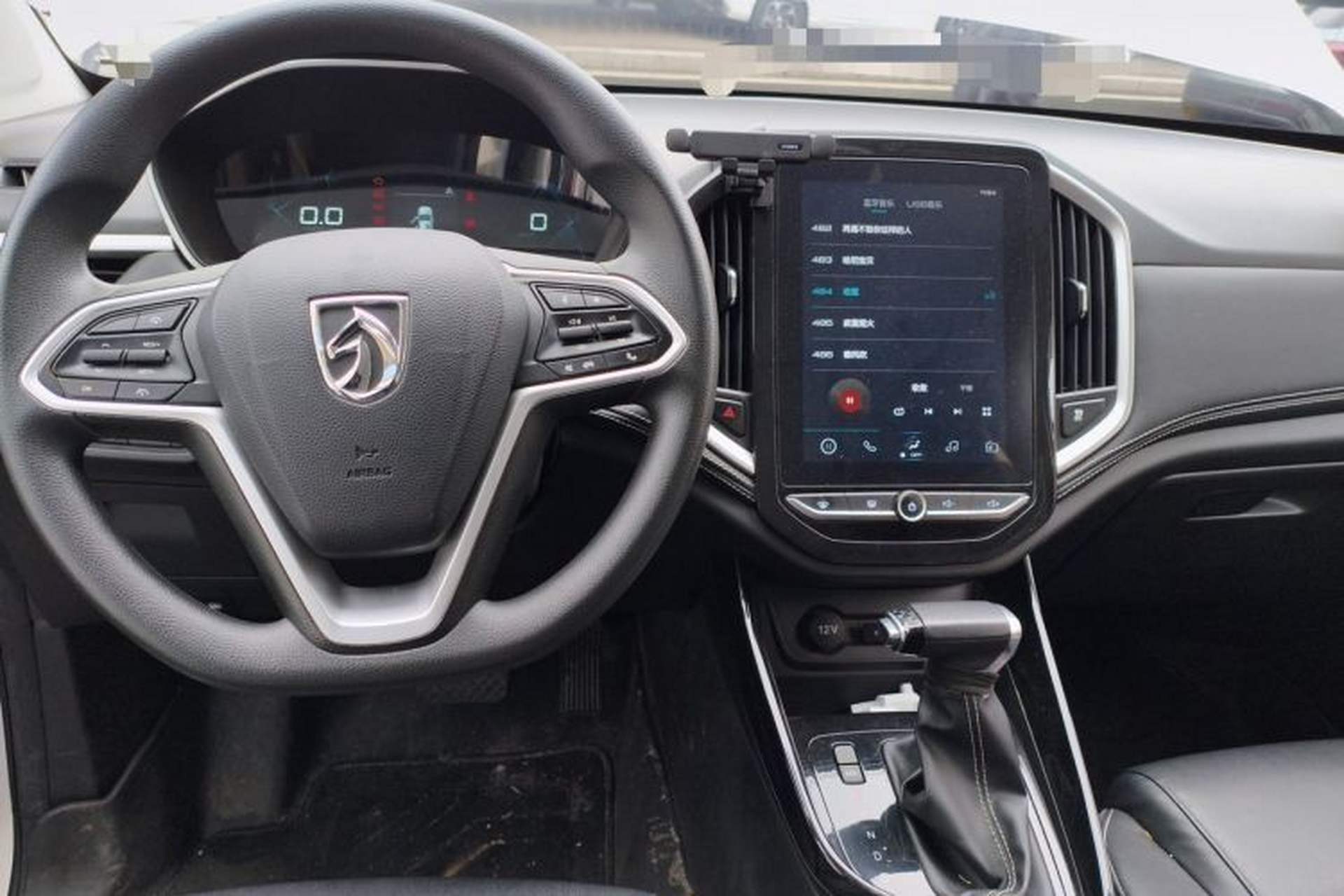 Used Baojun 530 2020 1.5T CVT Luxury Connected Version 5 Seats Interior 2