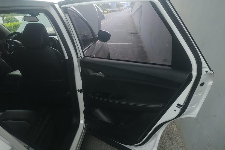 Used Baojun 530 2020 1.5T CVT Prestige Connected Version 6 Seats Interior 6