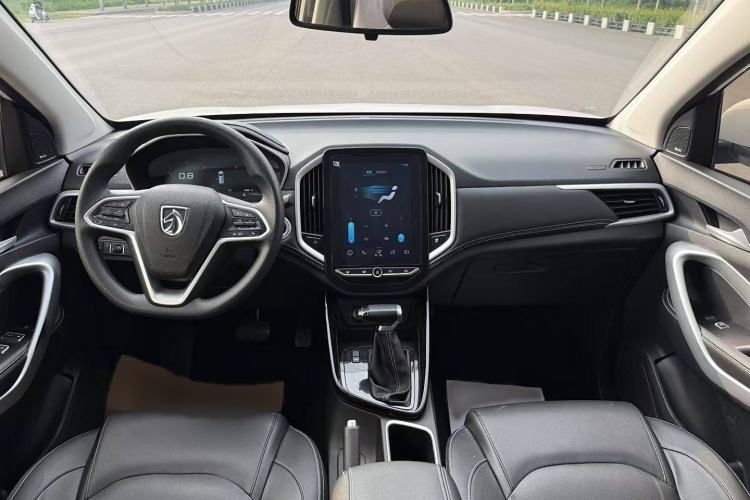 Used Baojun 530 2020 1.5T CVT Luxury Connected Version 6 Seats Interior 7
