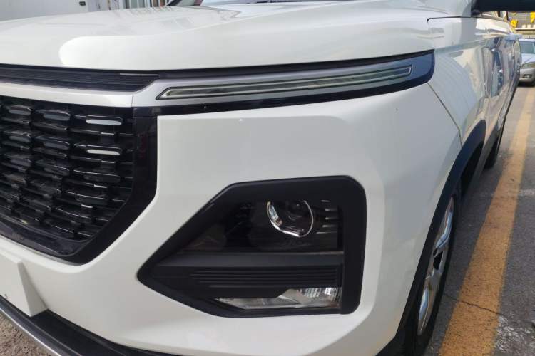 Used Baojun 530 2020 1.5T CVT Luxury Connected Version 6 Seats Left Front Headlight