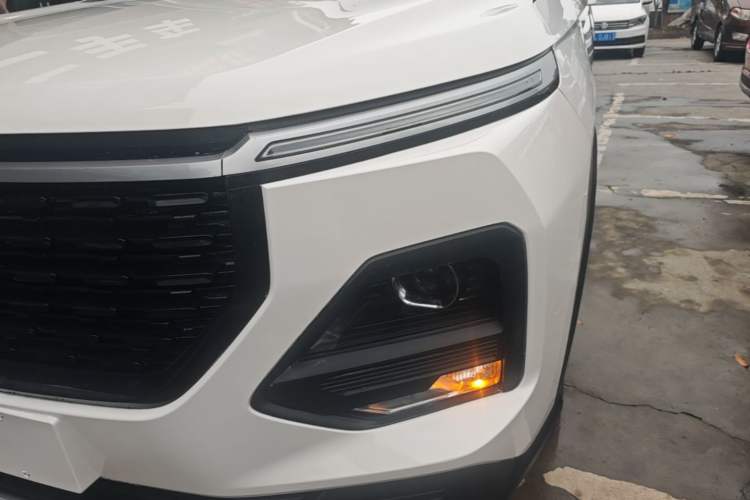 Used Baojun 530 2020 1.5T Manual Luxury Version 7 Seats Left Front Headlight