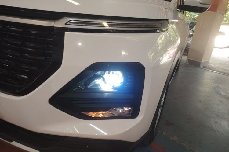 Used Baojun 530 2020 1.5T CVT Luxury Connected Version 6 Seats Left Front Headlight