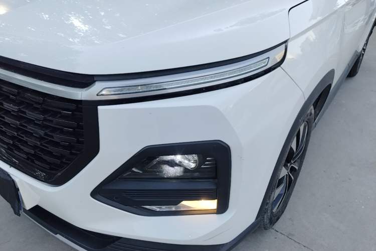 Used Baojun 530 2020 1.5T CVT Prestige Connected Version 7 Seats Left Front Headlight