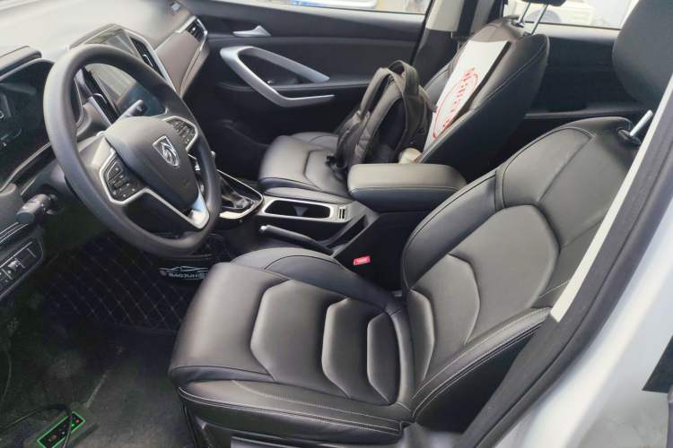 Used Baojun 530 2020 1.5T CVT Luxury Connected Version 6 Seats Left Front Seat