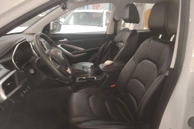 Used Baojun 530 2020 1.5T CVT Luxury Connected Version 6 Seats Left Front Seat
