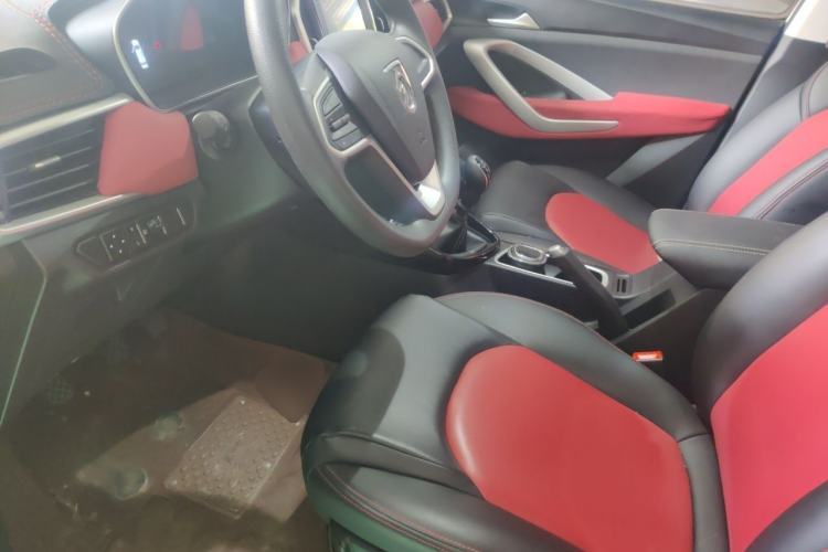 Used Baojun 530 2020 1.5T Manual Luxury Version 5 Seats Left Front Seat