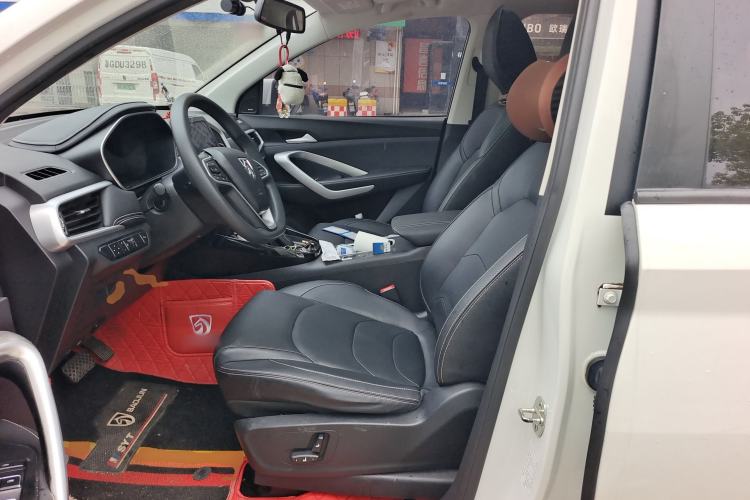 Used Baojun 530 2020 1.5T CVT Prestige Connected Version 5 Seats Left Front Seat