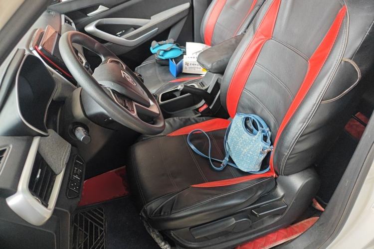 Used Baojun 530 2020 1.5T Manual Comfort Version 6 Seats Left Front Seat