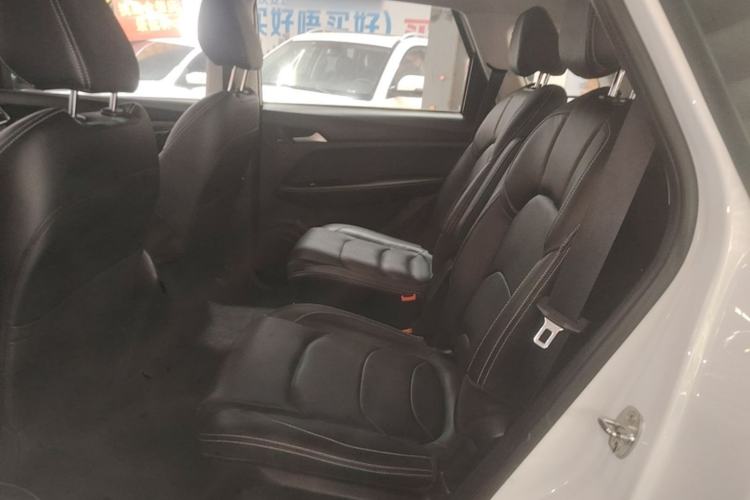 Used Baojun 530 2020 1.5T CVT Luxury Connected Version 6 Seats Left Rear Seat