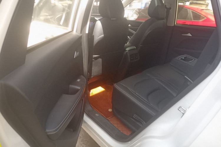 Used Baojun 530 2020 1.5T CVT Prestige Connected Version 7 Seats Left Rear Seat