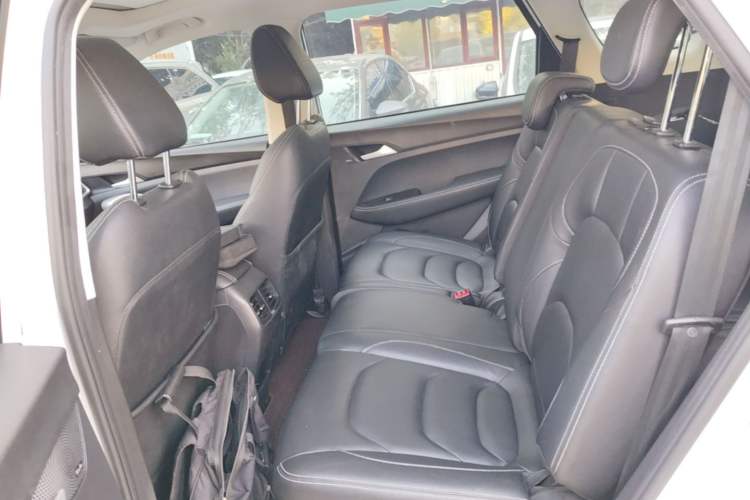 Used Baojun 530 2020 1.5T CVT Prestige Connected Version 7 Seats Left Rear Seat
