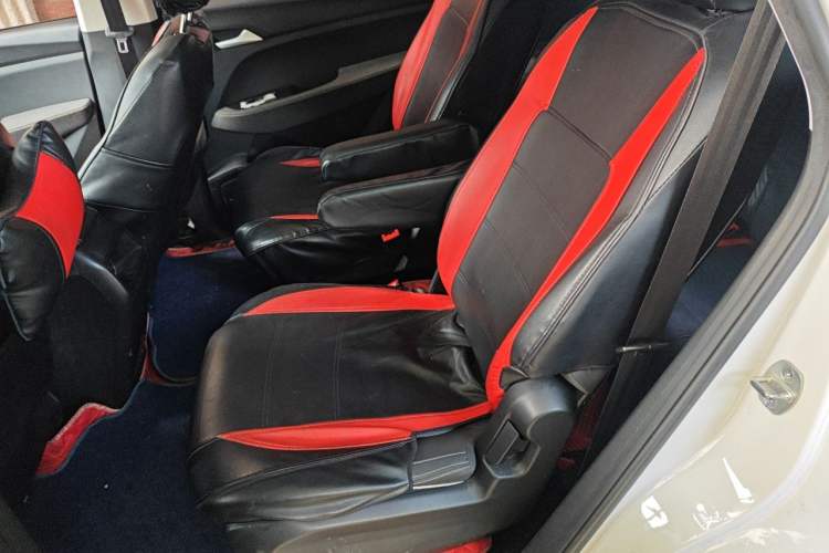 Used Baojun 530 2020 1.5T Manual Comfort Version 6 Seats Left Rear Seat
