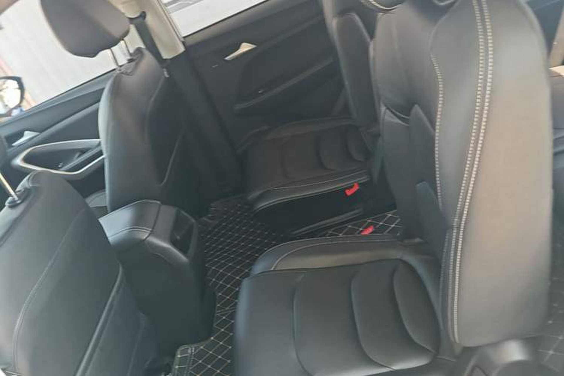 Used Baojun 530 2020 1.5T Manual Luxury Version 6 Seats Left Rear Seat