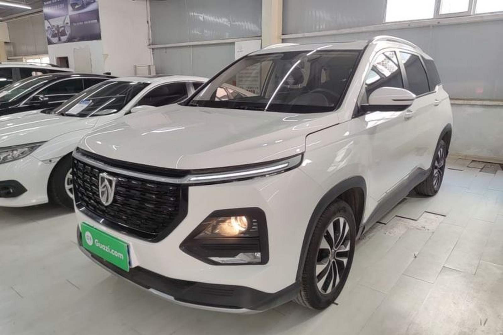 Фото Baojun с площадки