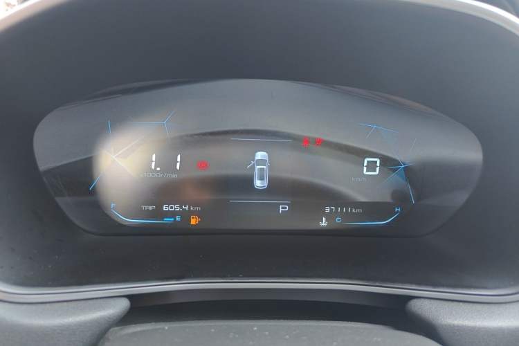 Used Baojun 530 2020 1.5T CVT Prestige Connected Version 6 Seats Odometer Close Up