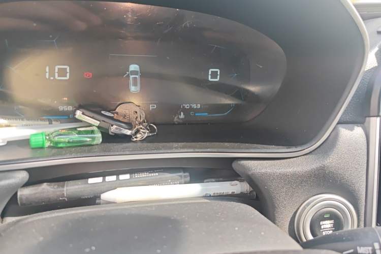 Used Baojun 530 2020 1.5T CVT Prestige Connected Version 7 Seats Odometer Close Up