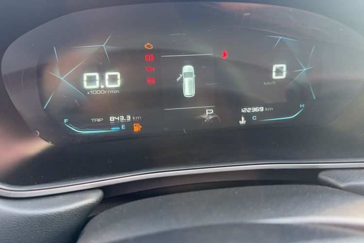 Used Baojun 530 2020 1.5T CVT Luxury Connected Version 5 Seats Odometer Close Up