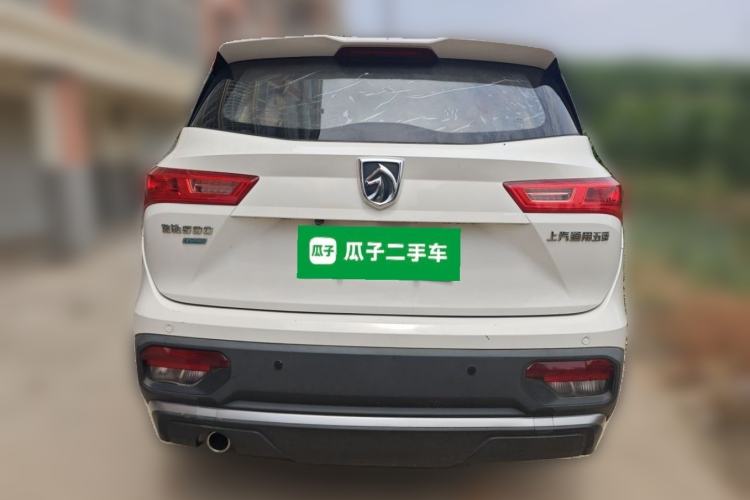 Used Baojun 530 2020 1.5T Manual Comfort Version 6 Seats Rear