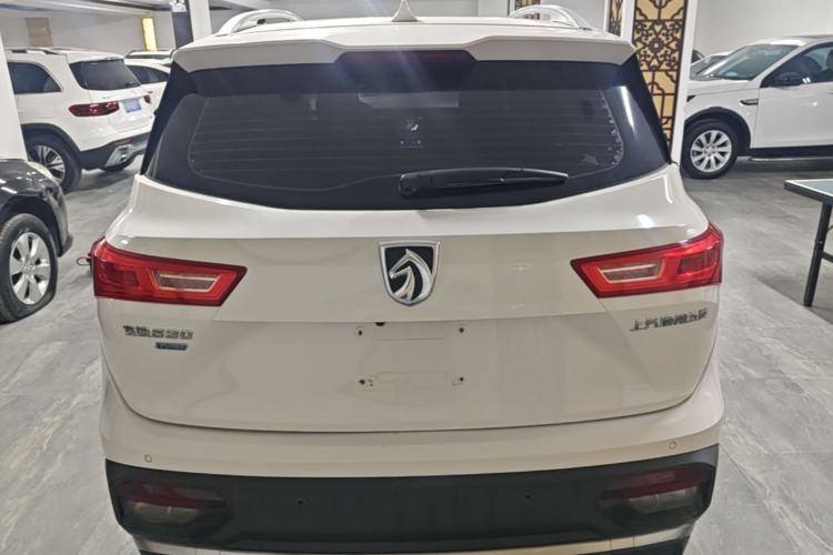 Used Baojun 530 2020 1.5T CVT Prestige Connected Version 7 Seats Rear