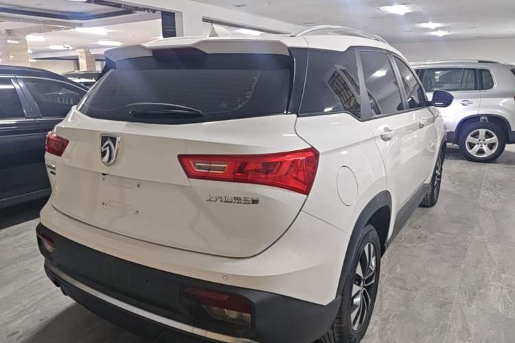 Used Baojun 530 2020 1.5T CVT Prestige Connected Version 7 Seats Rear Right 45 Deg