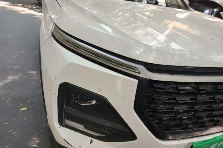 Used Baojun 530 2020 1.5T Manual Luxury Version 6 Seats Right Front Headlight