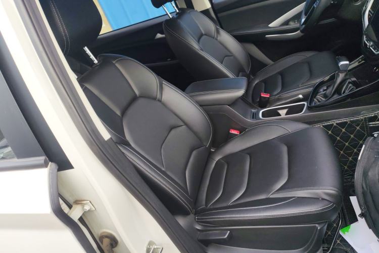Used Baojun 530 2020 1.5T CVT Luxury Connected Version 6 Seats Right Front Seat
