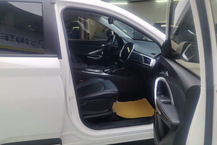 Used Baojun 530 2020 1.5T CVT Prestige Connected Version 5 Seats Right Front Seat