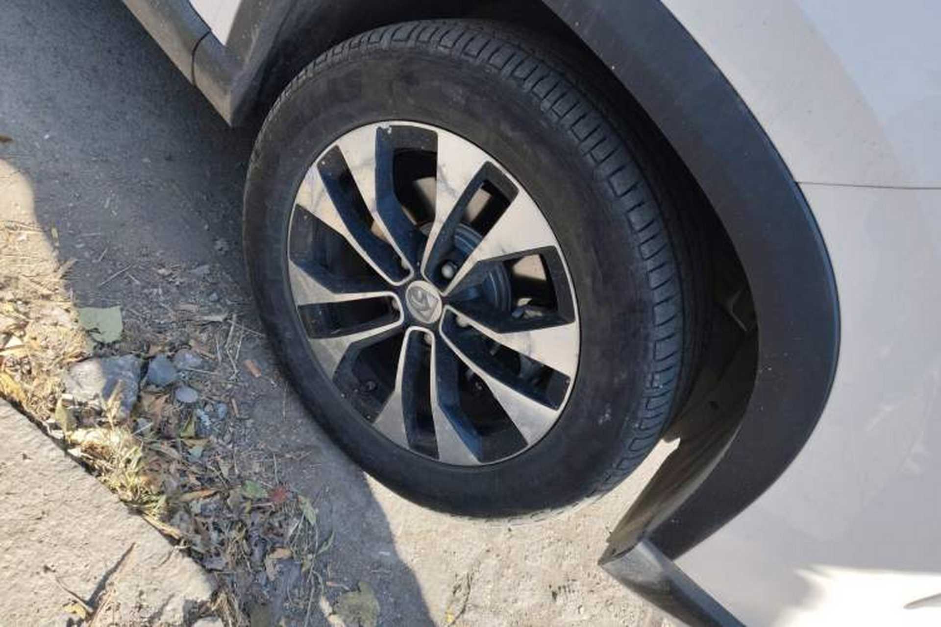 Used Baojun 530 2020 1.5T CVT Prestige Connected Version 7 Seats Right Front Wheel Hub
