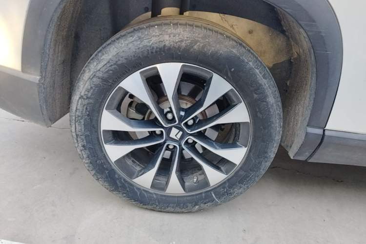 Used Baojun 530 2020 1.5T CVT Prestige Connected Version 7 Seats Right Rear Wheel Hub