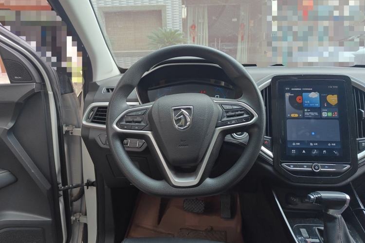 Used Baojun 530 2020 1.5T CVT Prestige Connected Version 6 Seats Steering Wheel
