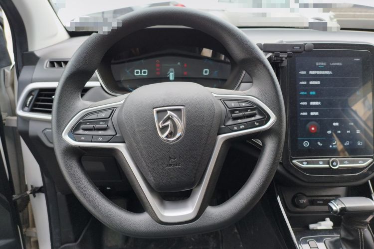 Used Baojun 530 2020 1.5T CVT Luxury Connected Version 5 Seats Steering Wheel