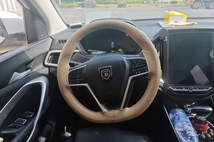 Used Baojun 530 2020 1.5T CVT Prestige Connected Version 7 Seats Steering Wheel