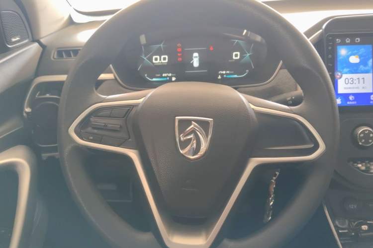 Used Baojun 530 2020 1.5T Manual Comfort Version 5 Seats Steering Wheel