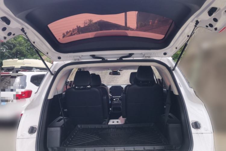 Used Baojun 530 2020 1.5T CVT Luxury Connected Version 6 Seats Trunk