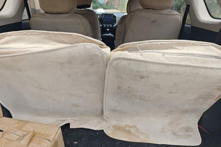 Used Baojun 530 2020 1.5T Manual Comfort Version 6 Seats Trunk
